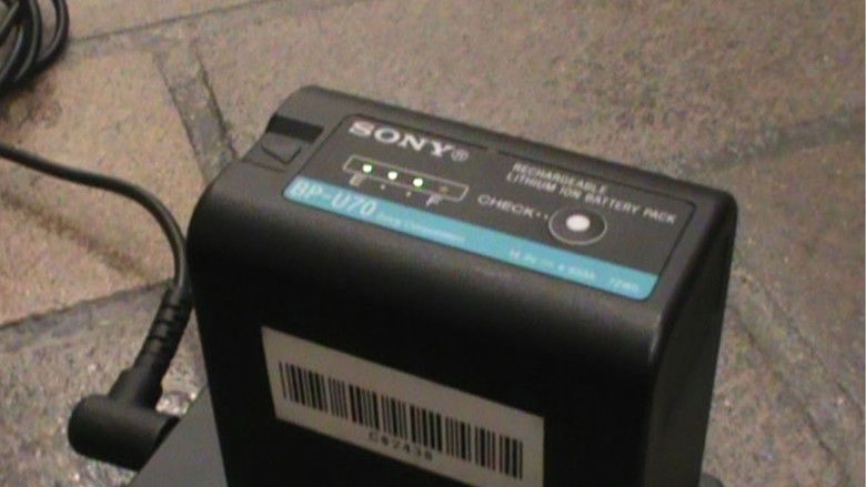 кадр из фильма waiting for a battery to charge