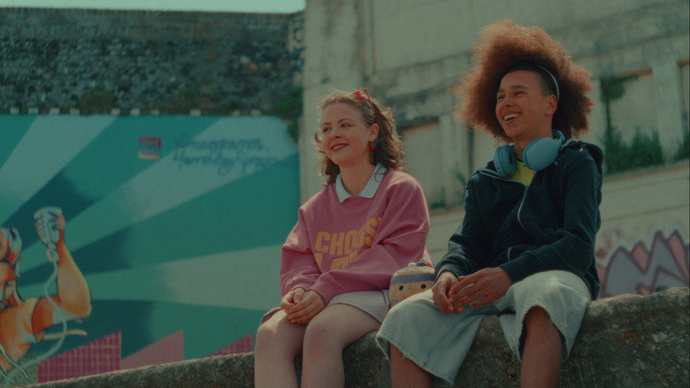 кадр из фильма British Summertime