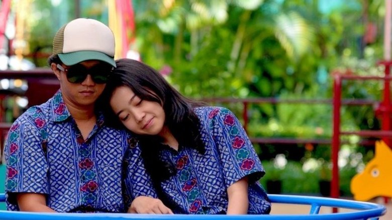 кадр из фильма Yang Tidak Dibicarakan Ketika Membicarakan Cinta