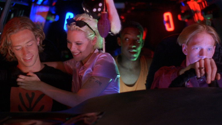 кадр из фильма Ночь демонов 3