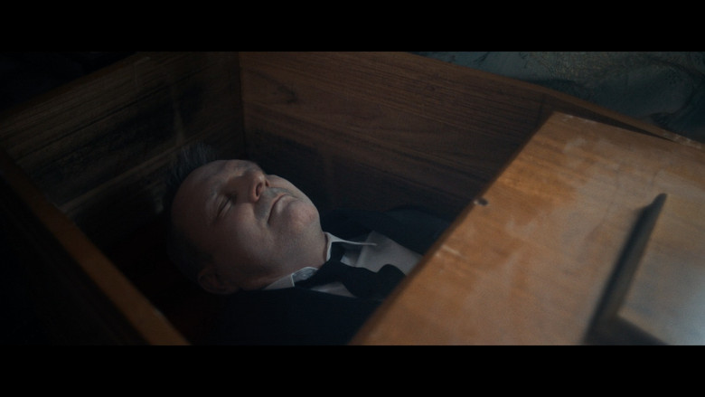 кадр из фильма ‘Do You Miss Him?’