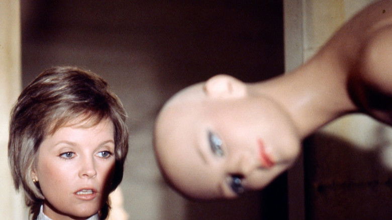 кадр из фильма Escape