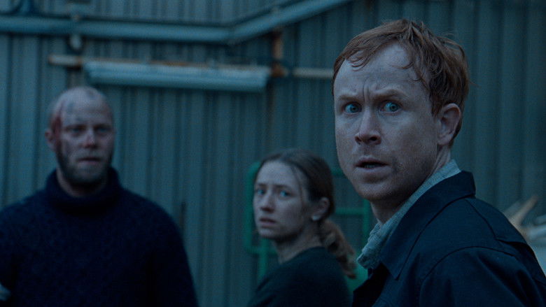 кадр из фильма Пылающее море