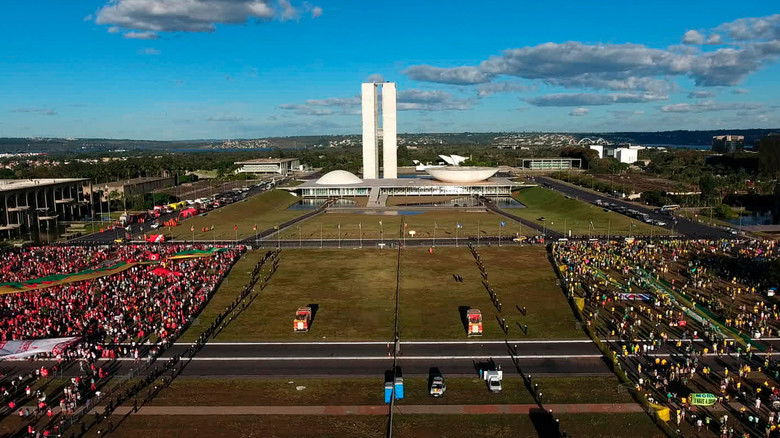 кадр из фильма O Processo