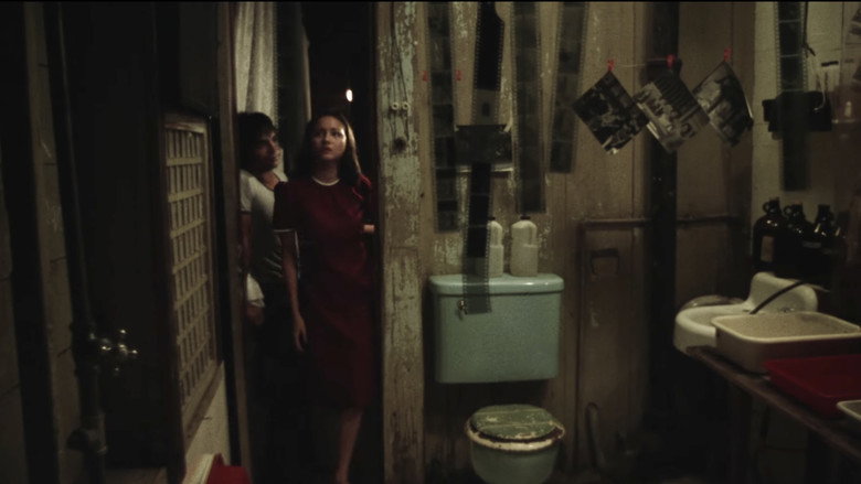 кадр из фильма Itim