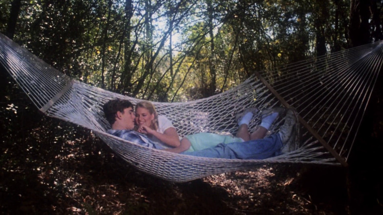 кадр из фильма Лживая Луна