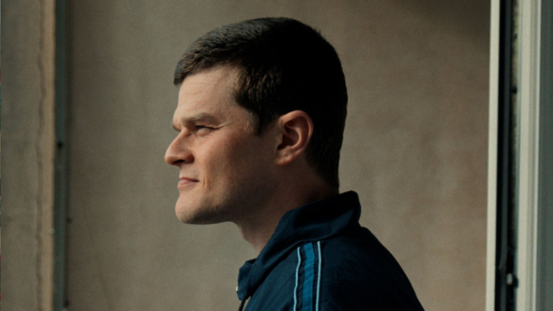 кадр из фильма Я ругаюсь