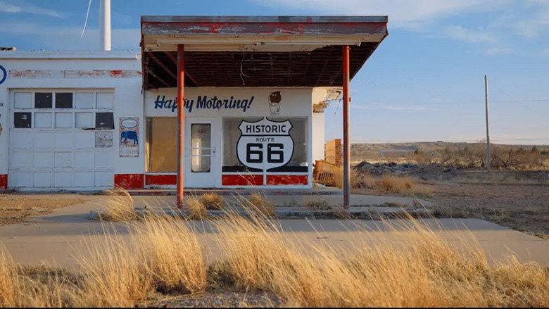 кадр из фильма Route 66, une légende américaine