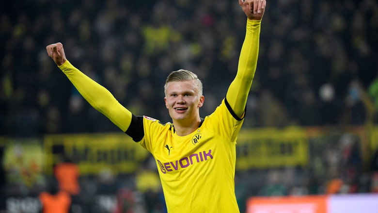 кадр из фильма Erling Haaland: The Next Zlatan Ibrahimovic