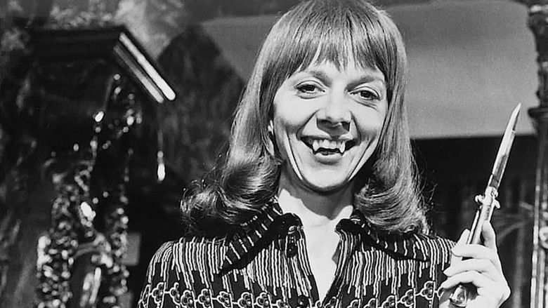 кадр из фильма Склеп ужаса