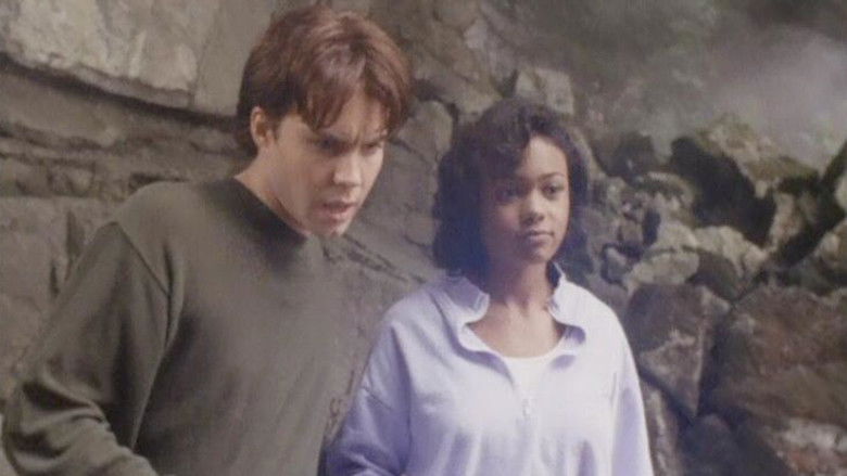 кадр из фильма Fall into Darkness