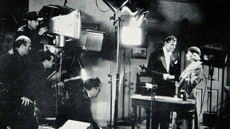 кадр из фильма Two in a Crowd