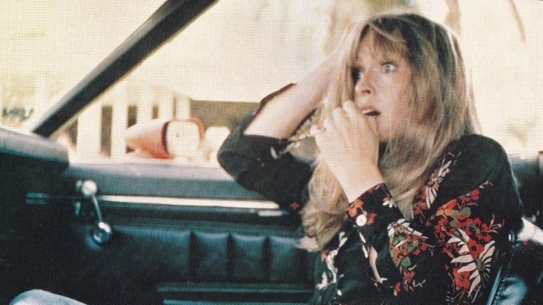 кадр из фильма Страх отпирает двери