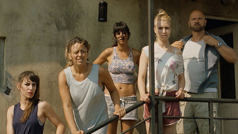 кадр из фильма Колодец