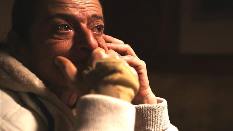 кадр из фильма Женщина в плену