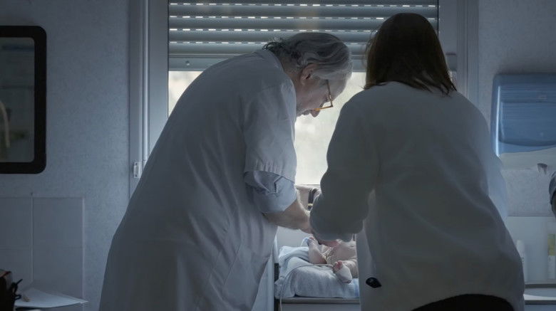 кадр из фильма Légistes, aux côtés des vivants