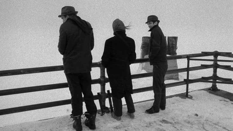 кадр из фильма Более странно, чем в раю