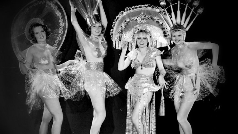 кадр из фильма International House