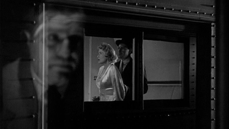 кадр из фильма Узкая грань