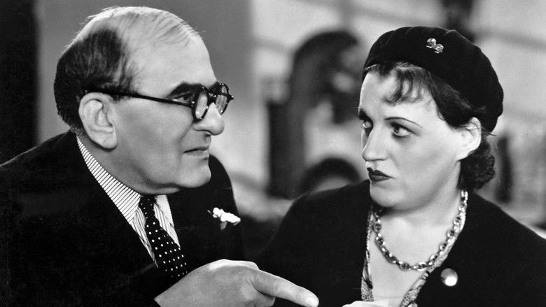 кадр из фильма Looking on the Bright Side