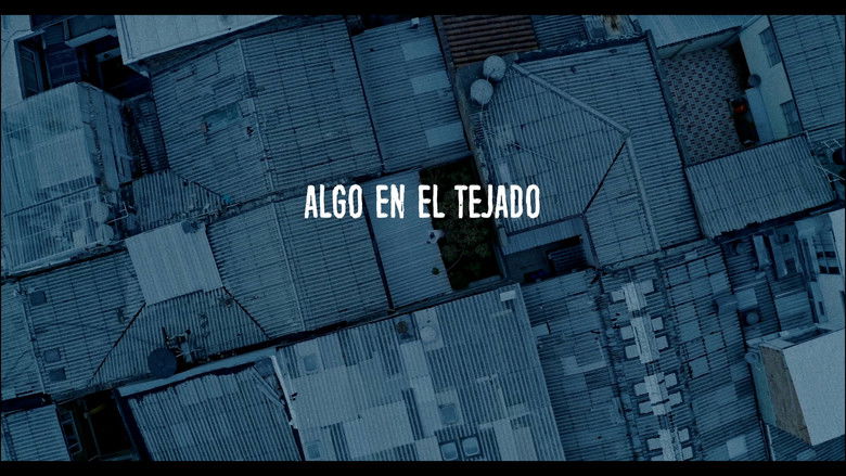 кадр из фильма Algo en el tejado