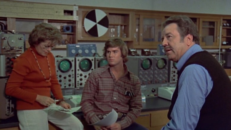 кадр из фильма Вторжение гигантских пауков