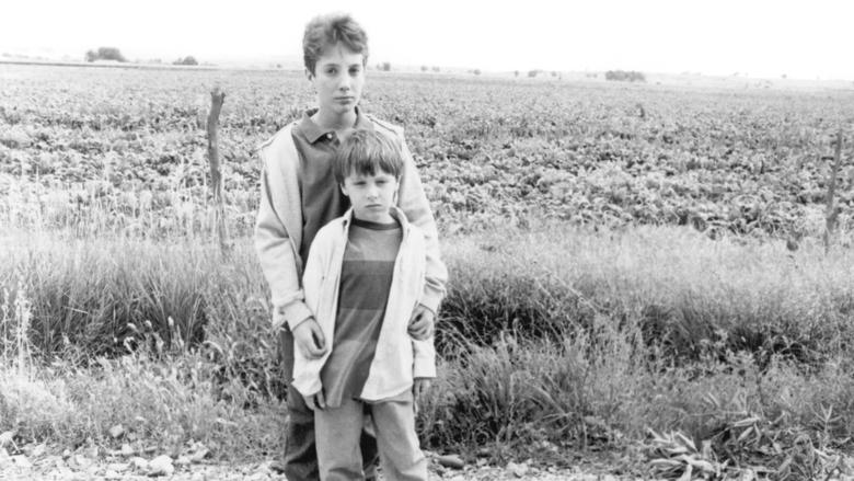 кадр из фильма Джош и Сэм