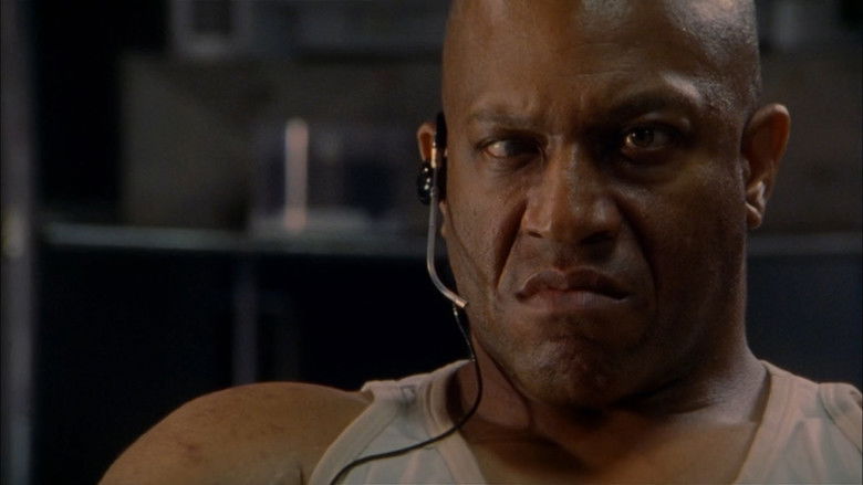 кадр из фильма Дракула 3000