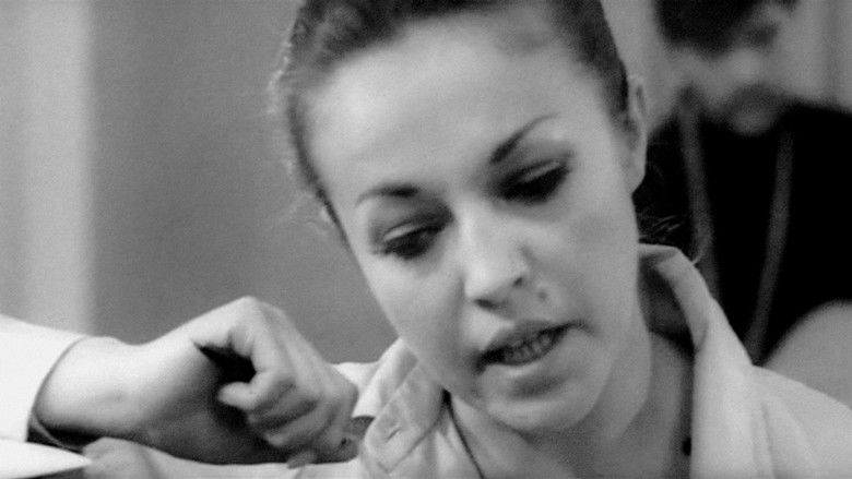 кадр из фильма Margarita y el lobo