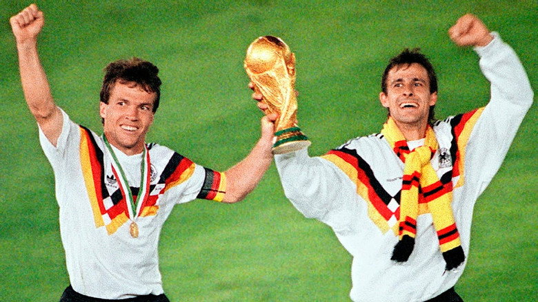 кадр из фильма Ein Sommer in Italien - WM 1990