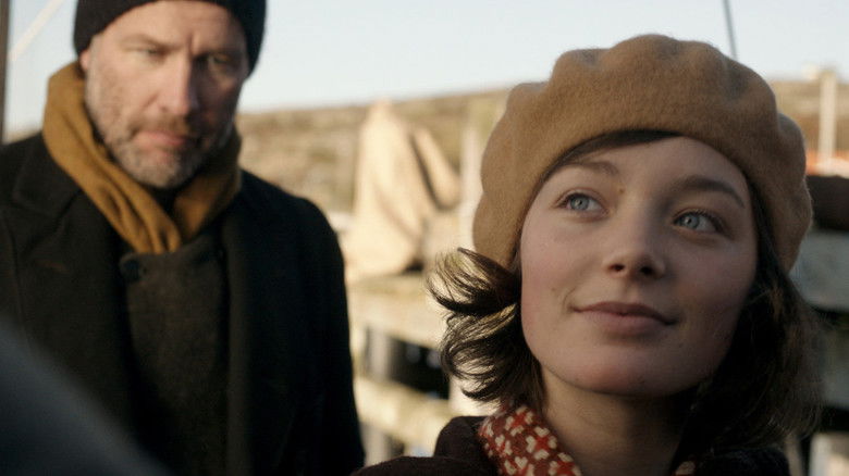 кадр из фильма Убийство у моря