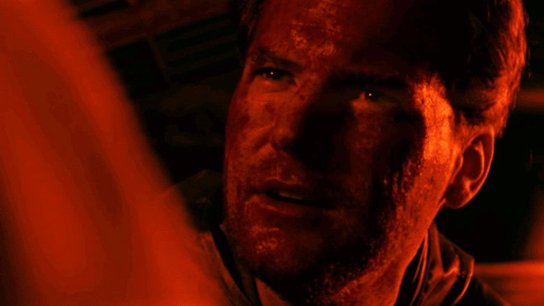 кадр из фильма SCARECROW