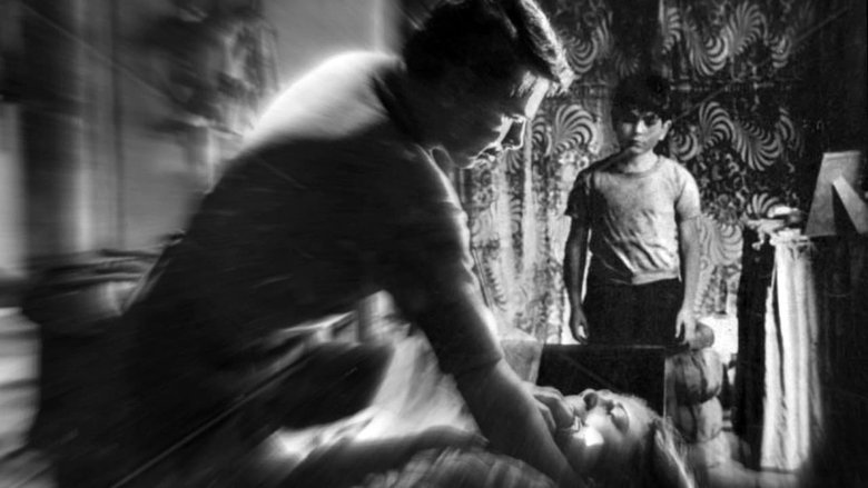 кадр из фильма Imbarco a mezzanotte