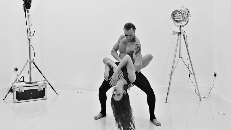 кадр из фильма The Perverted Dancer