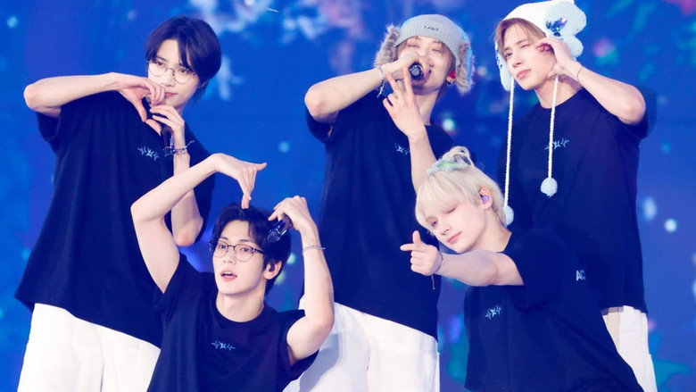 кадр из фильма TOMORROW X TOGETHER: OUR LOST SUMMER