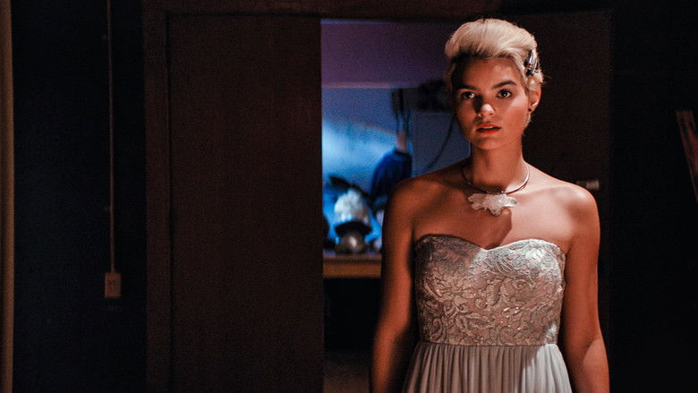 кадр из фильма Убить за лайк