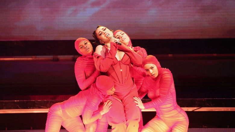 кадр из фильма Kali Uchis: LIVE // EN VIVO (Call Me If You Get Lost Tour)