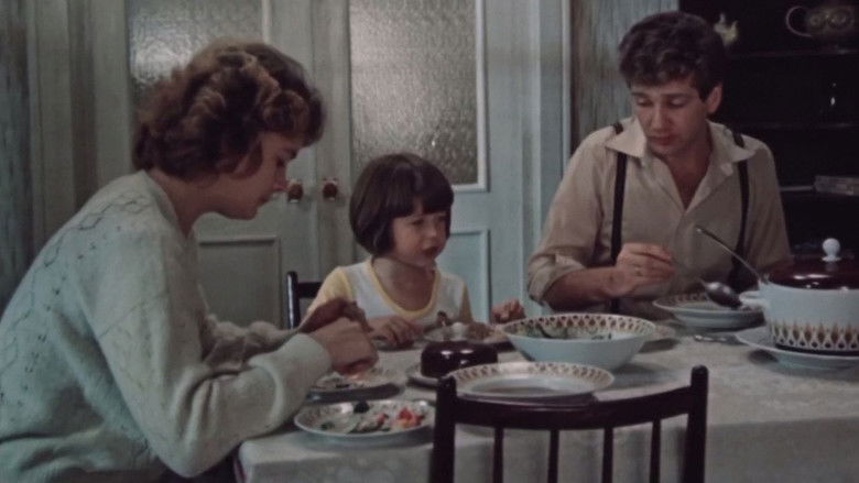 кадр из фильма Никто не заменит тебя