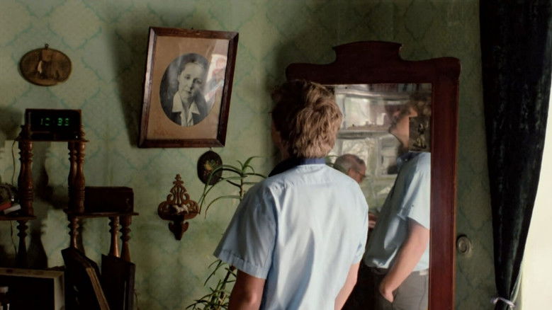 кадр из фильма Зеркало для героя