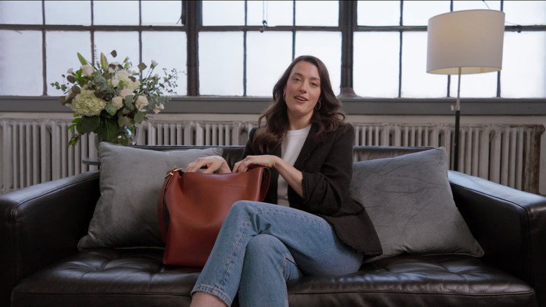 кадр из фильма What's in Your Bag?