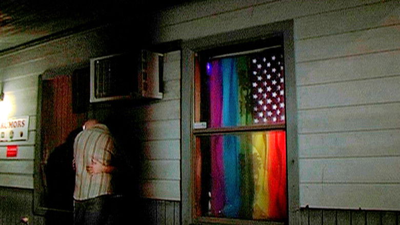 кадр из фильма Small Town Gay Bar
