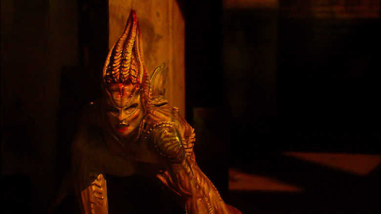 кадр из фильма Особь 4: Пробуждение