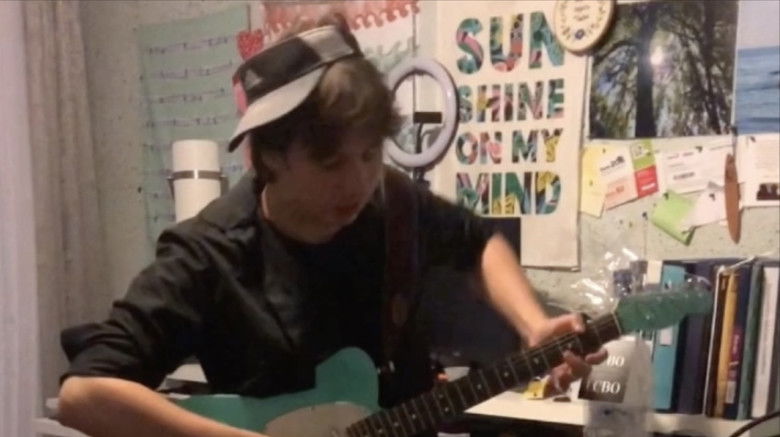 кадр из фильма Dear Alex Lifeson...