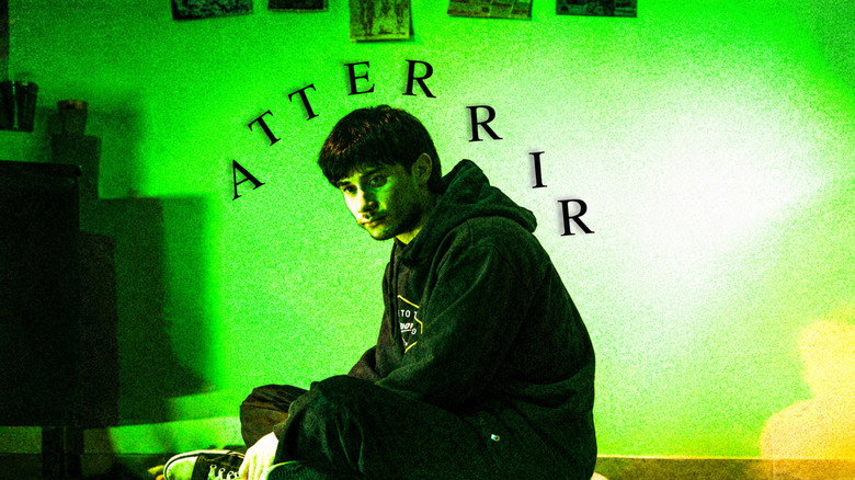 кадр из фильма ATTERRIR