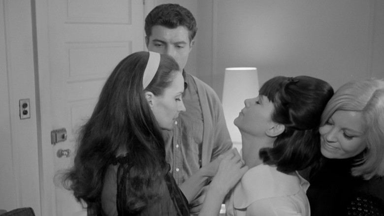 кадр из фильма Red Roses of Passion