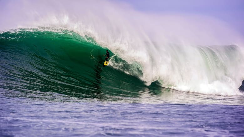 кадр из фильма La vague perdue