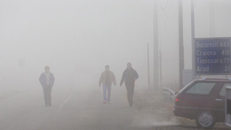 кадр из фильма Из Италии на Восток