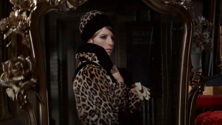 Смешная девчонка