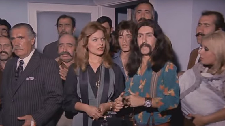 кадр из фильма Baba Bizi Eversene