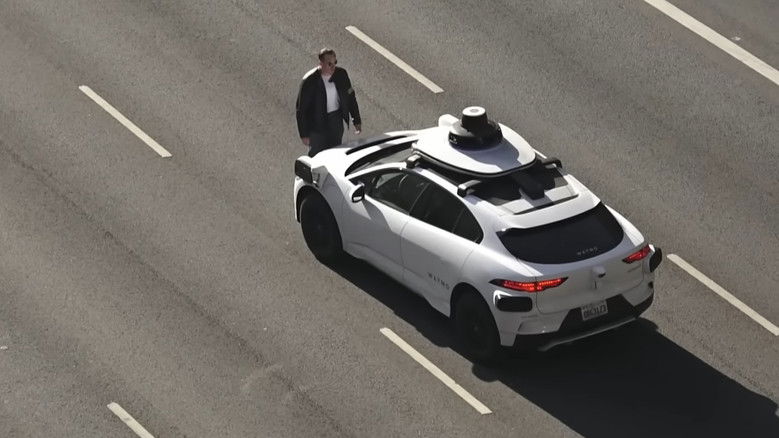 кадр из фильма Slugs